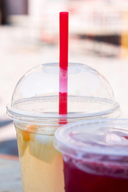 无酒精即饮型饮料 健康新选择与市场新风尚